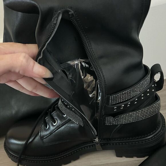 New in Box Steve Madden Over the knee Bronte boot with crystal buckles size 11 - Picture 4 of 15